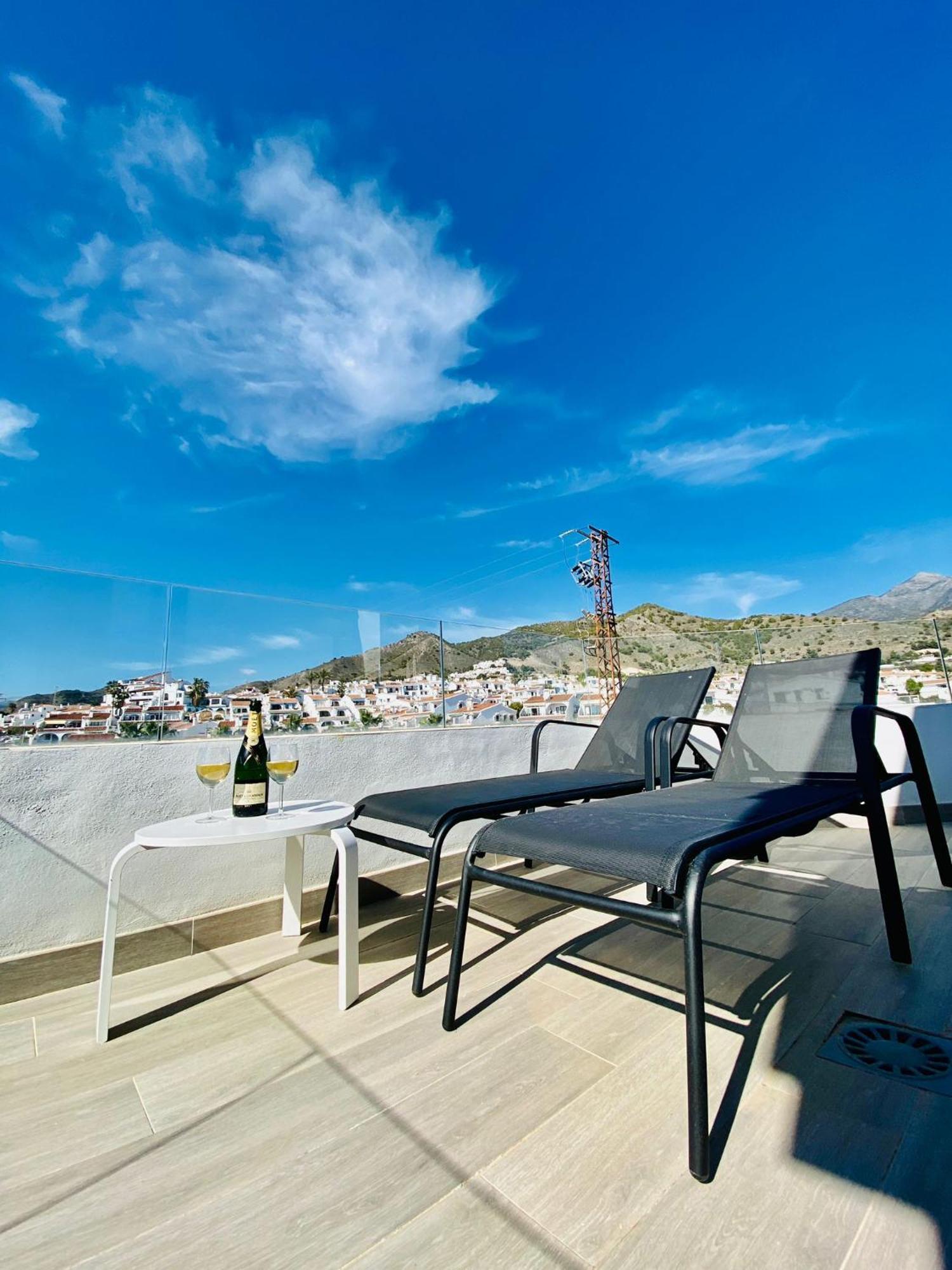 Royal Palm 22 Luxurious 3 Bedroom Penthouse Nerja Esterno foto